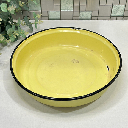 Vintage Yellow Enamel Wash Basin - Farmhouse Decor