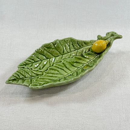 Bordallo Pinheiro Lemon Leaf Dish 1980s Portugal Faience Serving