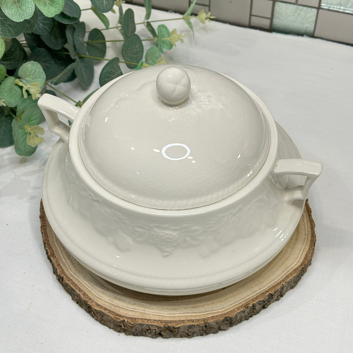 Vintage BHS Lincoln Lidded Tureen - Cream with Raised Fruit Detail