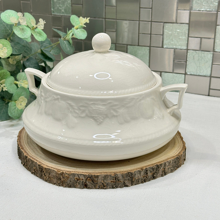 Vintage BHS Lincoln Lidded Tureen - Cream with Raised Fruit Detail