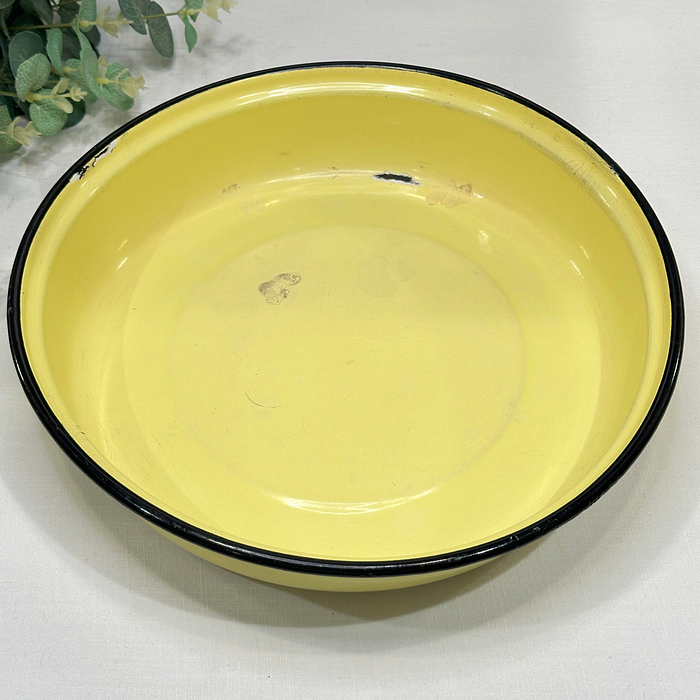 Vintage Yellow Enamel Wash Basin - Farmhouse Decor