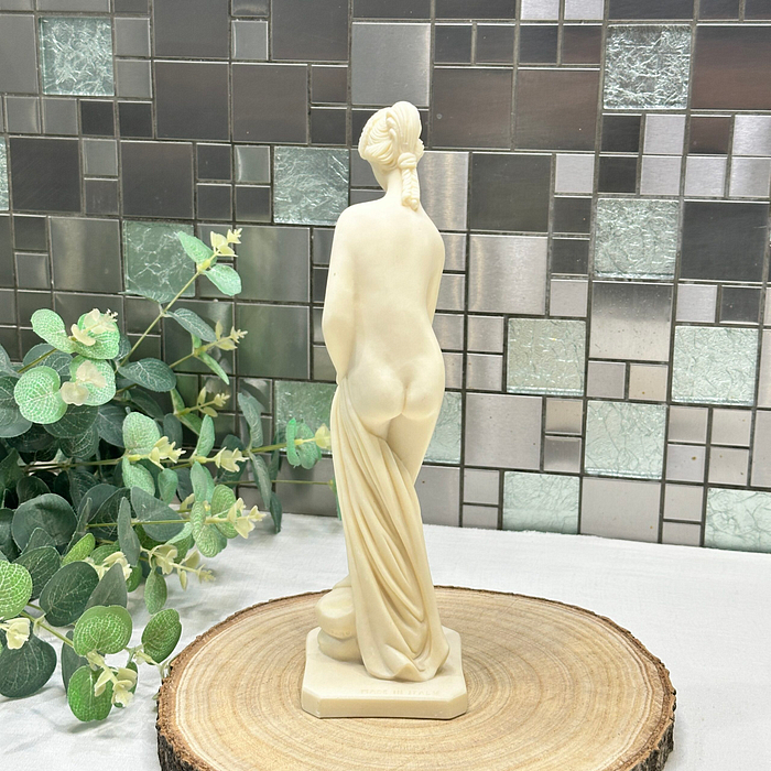 Faro of Italy Vintage Resin Statue - Classical Nude Lady Figurine