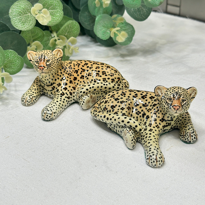 Miranda C Smith Studio Pottery Leopards Cheetahs Figurines Pair Vintage