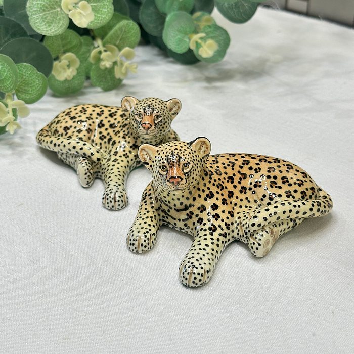 Miranda C Smith Studio Pottery Leopards Cheetahs Figurines Pair Vintage