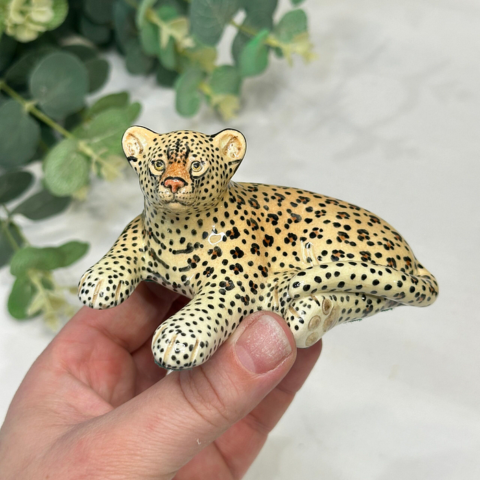 Miranda C Smith Studio Pottery Leopards Cheetahs Figurines Pair Vintage