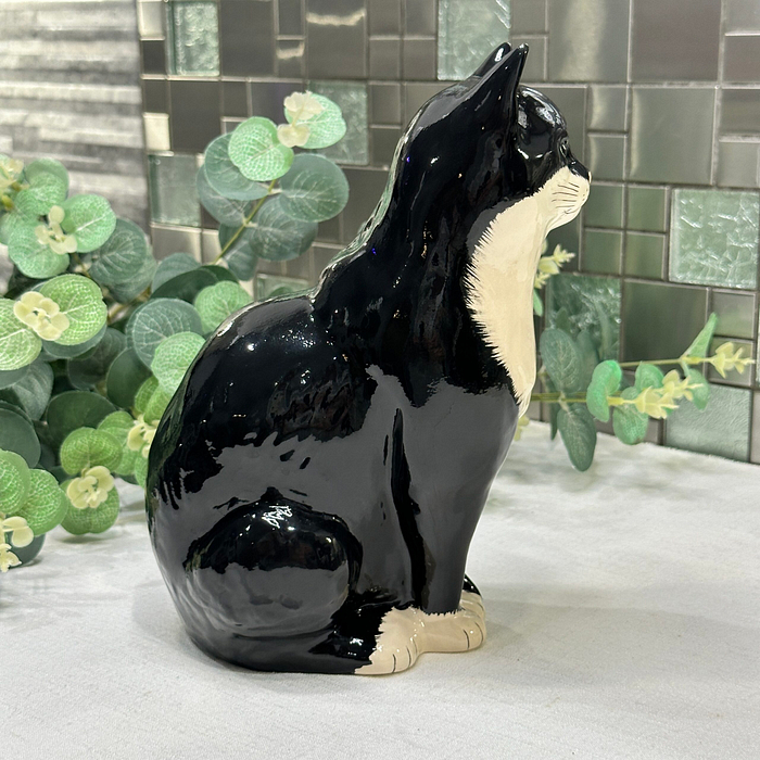 Vintage Babbacombe Pottery Black & White Sitting Cat - Hand-Painted Collectable