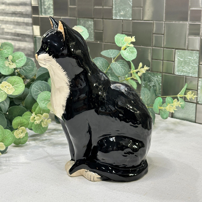 Vintage Babbacombe Pottery Black & White Sitting Cat - Hand-Painted Collectable