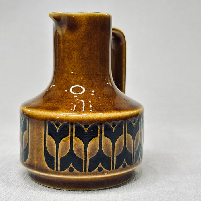 Title: Hornsea Heirloom Oil/Vinegar Bottle Brown 1970s No Stopper