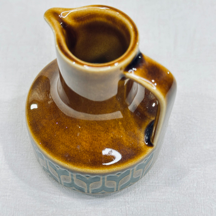 Title: Hornsea Heirloom Oil/Vinegar Bottle Brown 1970s No Stopper