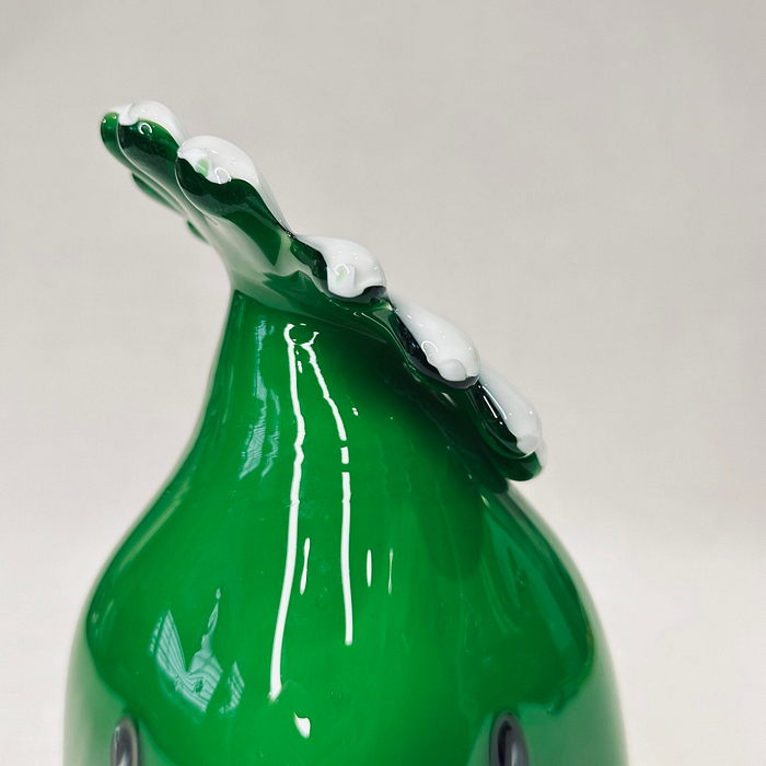 Title: Hand Blown Green Glass Vase Daisy Petal Rim Abstract Swirls Art Glass