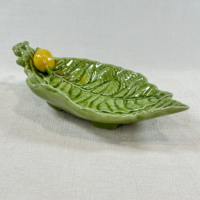 Bordallo Pinheiro Lemon Leaf Dish 1980s Portugal Faience Serving