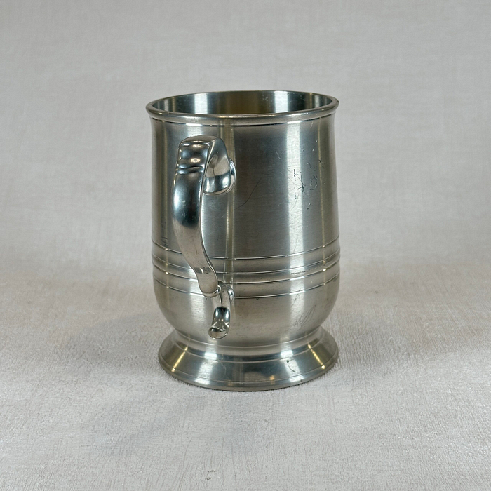 Vintage Crown & Rose 1 Quart Pewter Tankard | Large Cast Pewter Drinking Vessel