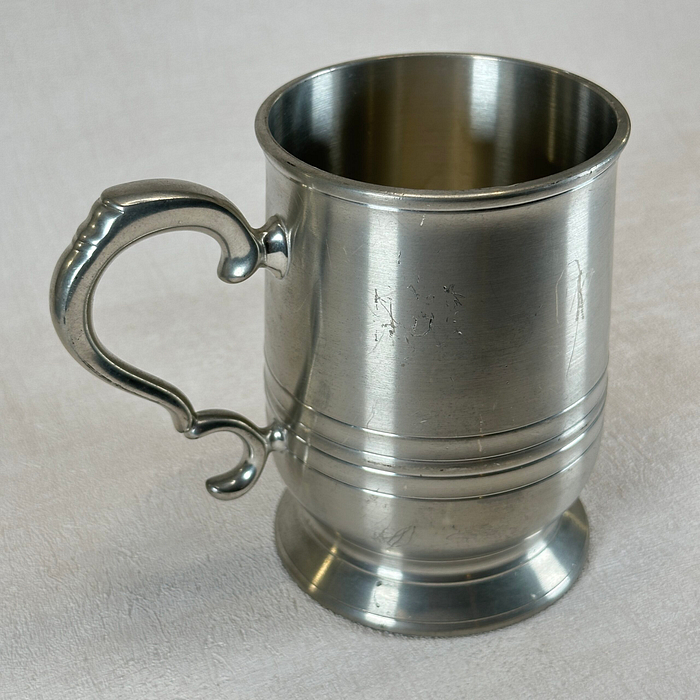 Vintage Crown & Rose 1 Quart Pewter Tankard | Large Cast Pewter Drinking Vessel