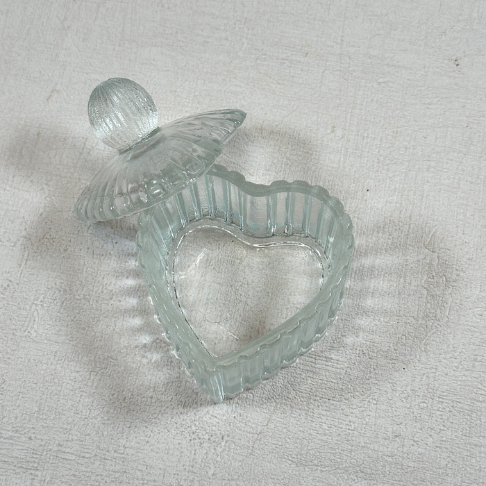 Vintage Pressed Glass Heart Trinket Box | Ring Dish | Candy Dish (7cm)