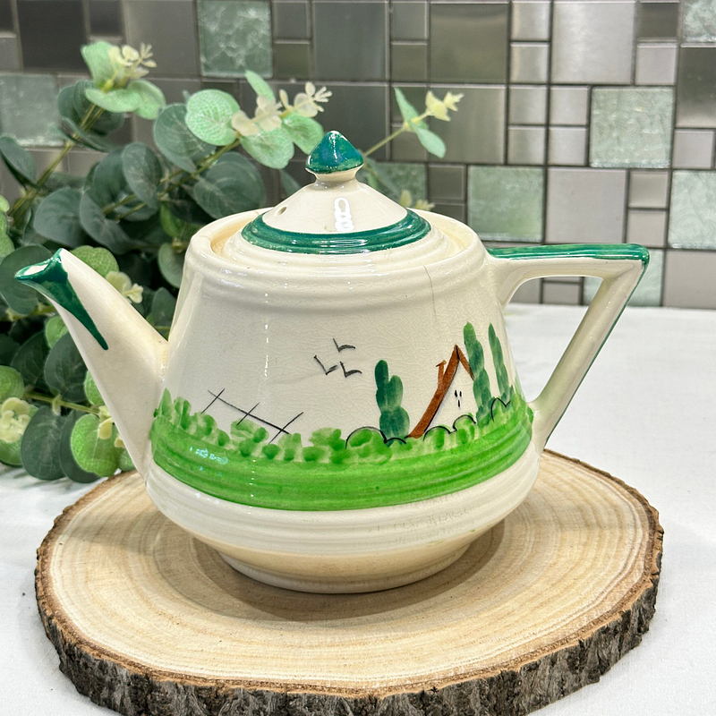 Vintage 1950s Art Deco Cottage Teapot 2 Pint Hand-Painted Made in England