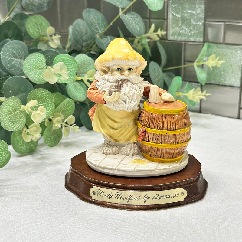 Leonardo Wooly Woodfoot Gnome Figurine 1990s Woodkins Collection