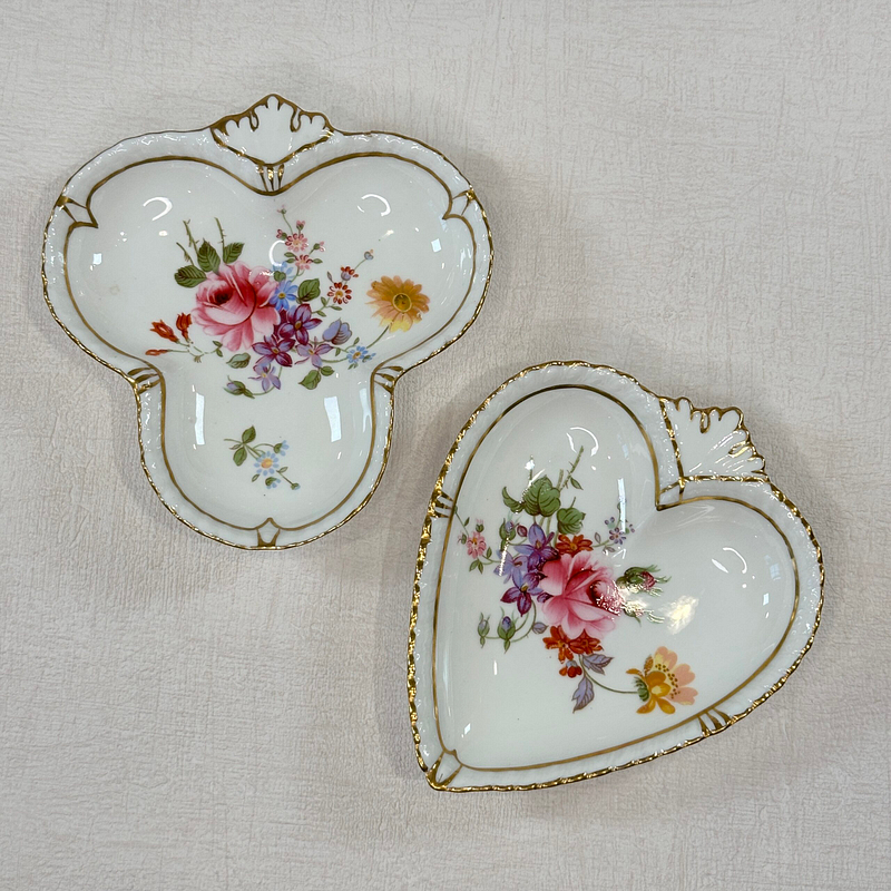 Royal Crown Derby Trinket Dishes Spade Club Derby Posies Pair